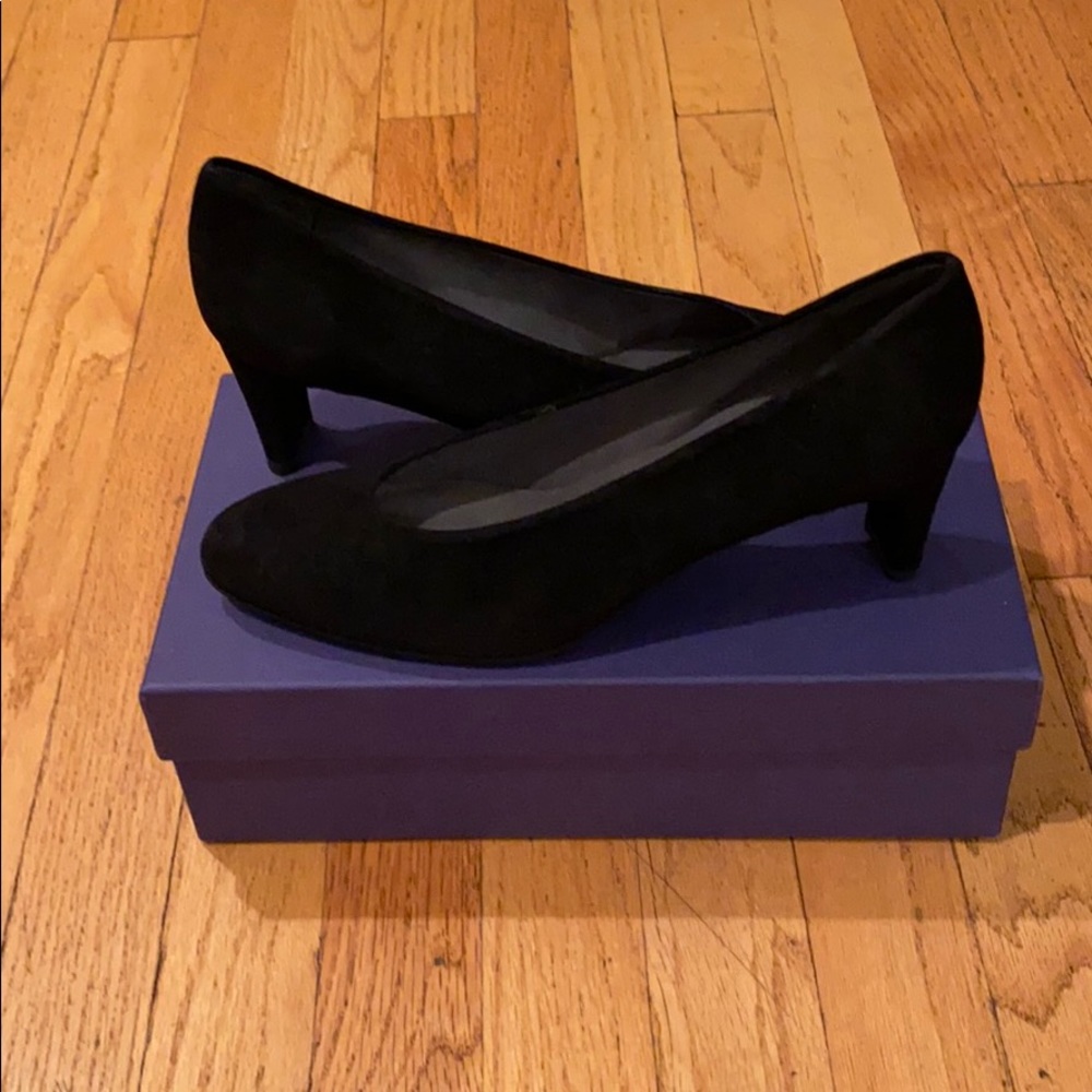 Stuart Weitzman brand new black suede pumps